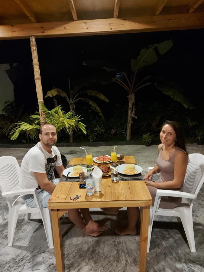 Veli Thoddoo Inn Buitenkant foto