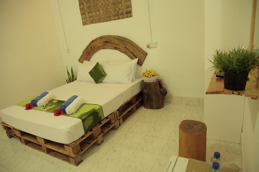 Veli Thoddoo Inn Buitenkant foto